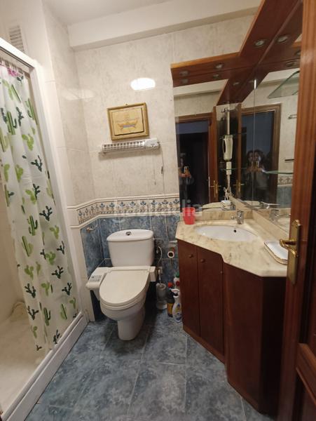 Foto f8343477-3b48-4219-b1fd-f4904683275f. Casa adossada amb xemeneia calefacció a Aretxabaleta