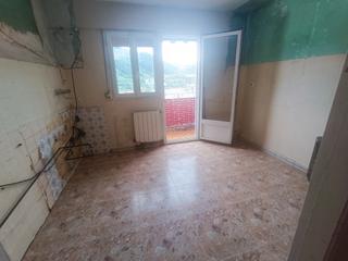 Etagenwohnung  Santa teresa kalea. Piso para reformar en santa teresa en arrasate/mondragón