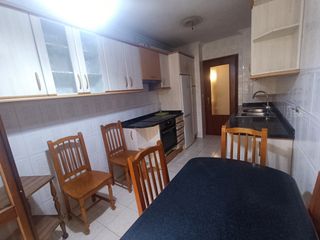 Appartement à Gi-627 17. Piso en eskoriatza con ascensor, terraza y trastero