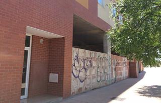 Location Local commercial  Calle desayuno con diamantes