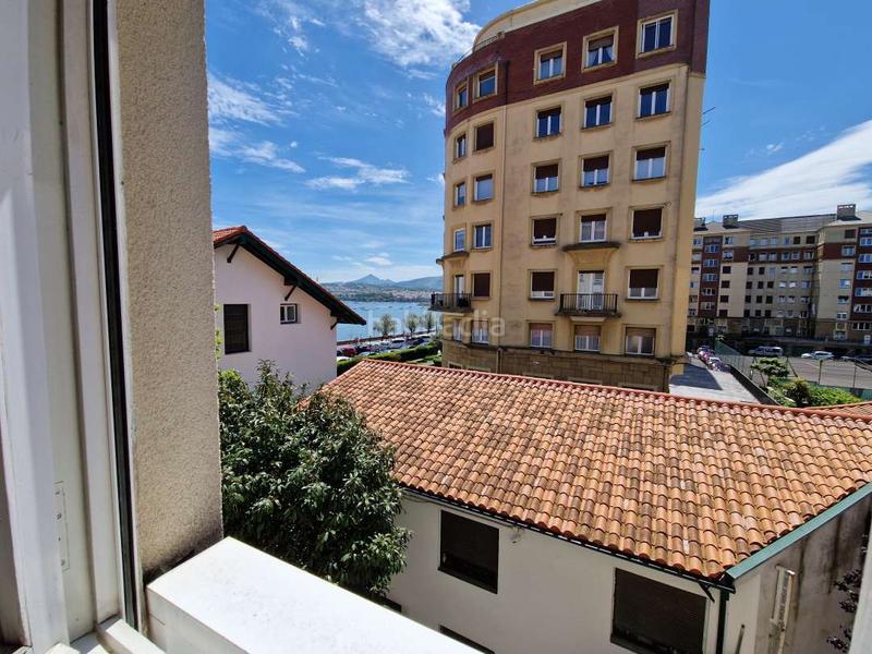 Foto a17f9266-5680-48f2-a45d-2888ebdf7e84. Alquiler piso al en Hondarribia