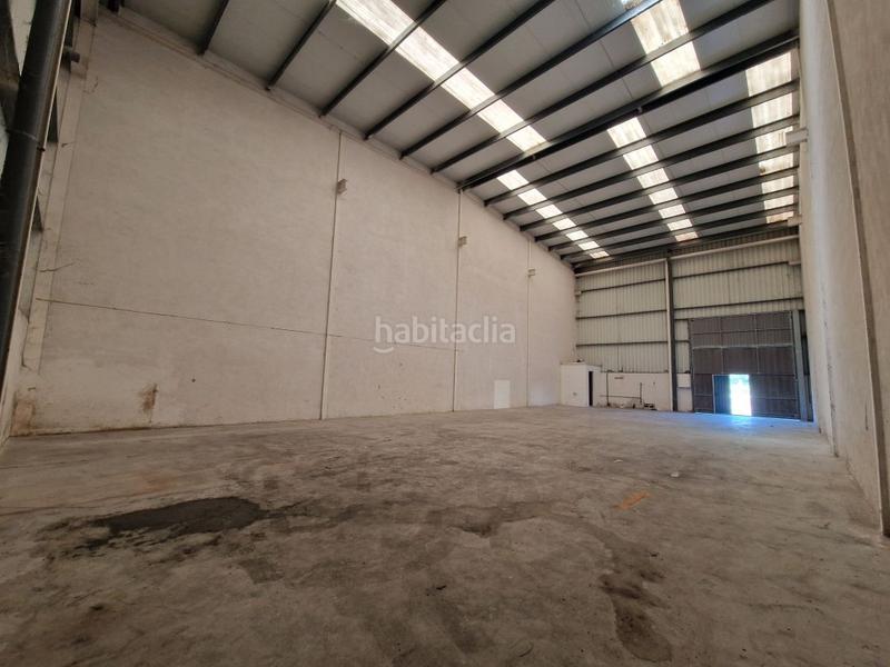 Foto ef3a50e1-dc15-41de-95c1-e7f0154f960e. Fabrikhalle in Aizarnazabal