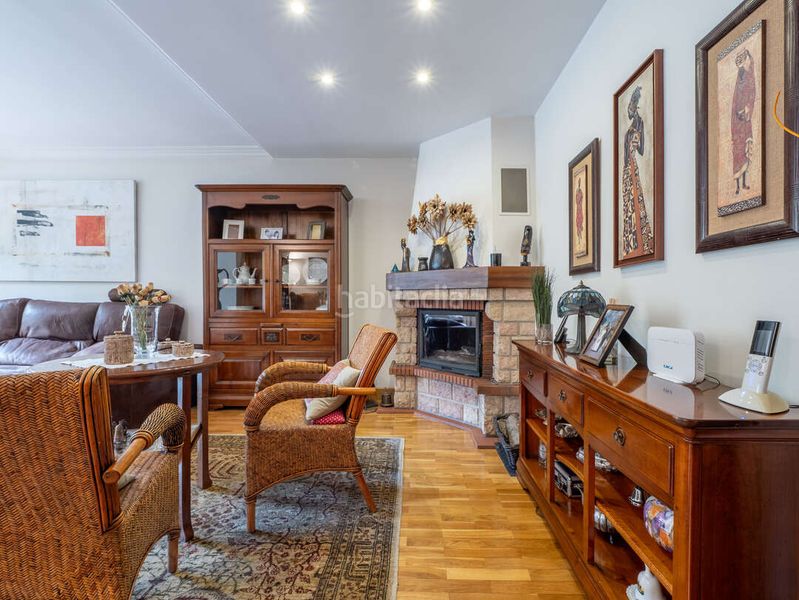 Foto e36b3b71-6a4b-48a9-8730-1334b7369923. Casa adossada amb calefacció aparcament a Zarautz