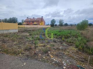 Residential Plot in Villaquilambre