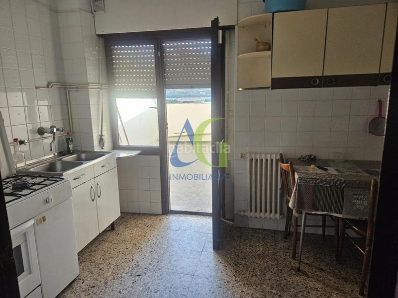 Foto f8a3b261-4110-4496-abb6-a881cba9b4a1. Piso en Robla (La)