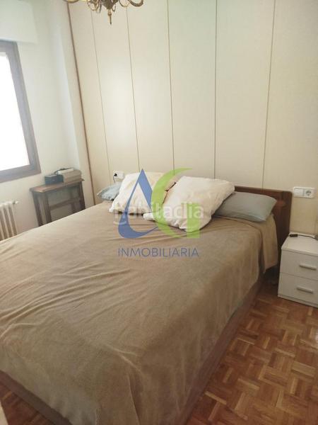 Foto 4b65aa37-f8db-458e-b93c-8a29a39318b1. Flat with heating parking in Centro Ciudad León