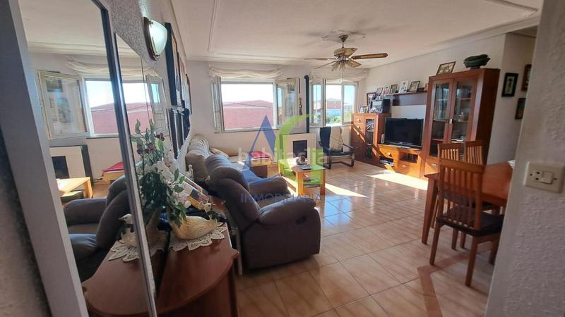 Foto 809aa0bf-6b0c-42ce-86b7-19fa9c52549d. Appartement avec chauffage parking dans Santa Marina del Rey