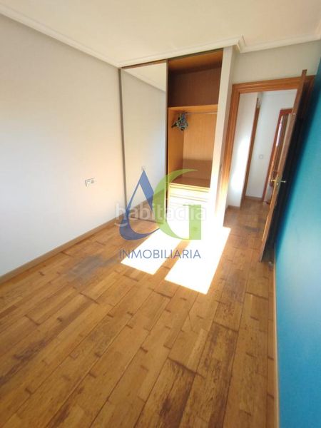 Foto 15fbd52d-5bc1-400a-b5a1-199c8a85ffd8. Flat with heating parking in Trobajo del camino