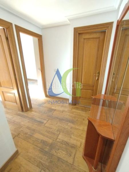 Foto 462198fb-1e32-4a2c-9747-54bb3bed8a19. Flat with heating parking in Trobajo del camino