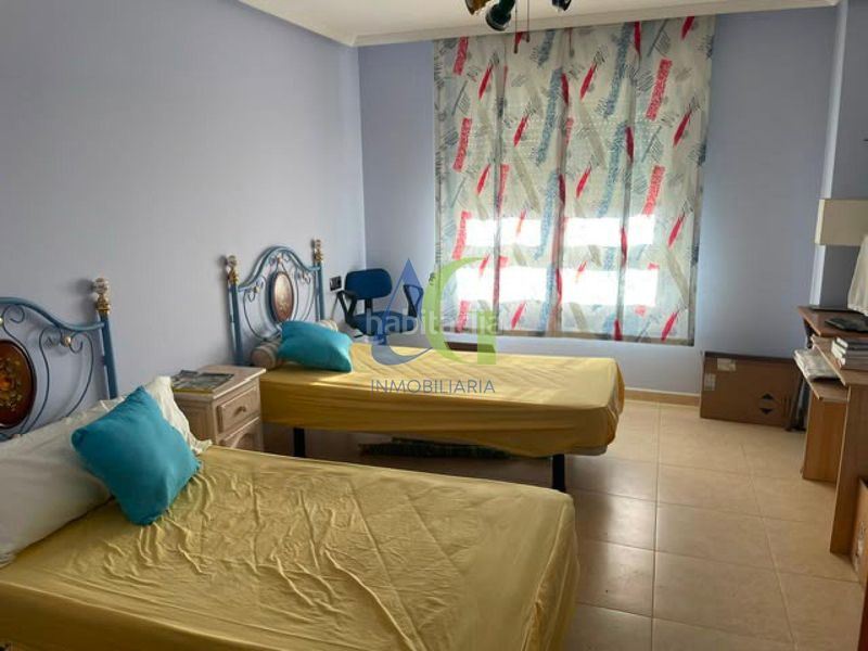 Foto 0fd5a7a0-00fa-4c95-9359-a1d11e222215. Casa amb calefacció aparcament a Sariegos