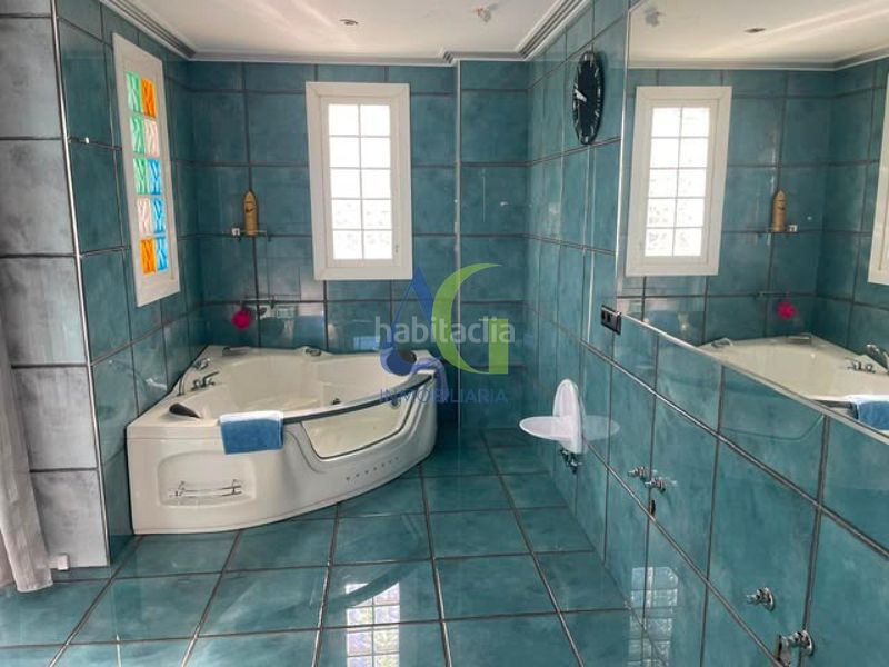 Foto e5ca372c-03a0-4089-82b2-177e5b14d4dd. Casa amb calefacció aparcament a Sariegos