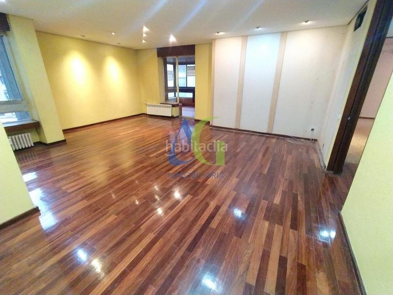 Foto bfd82943-9908-4e1f-beef-6018ef6ce6e8. Appartamento con riscaldamento in Centro Ciudad León