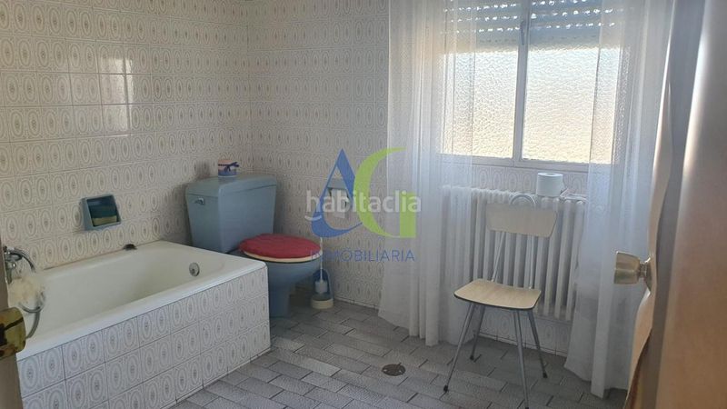 Foto 9cdde0df-f841-4e36-ab92-e1328bffccd9. Casa amb calefacció aparcament a San Mamés - La Palomera León