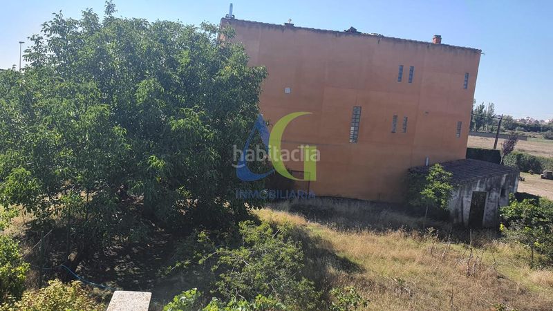Foto c870764d-1e8d-40d3-a2a8-99e946ca6dac. Casa amb calefacció aparcament a San Mamés - La Palomera León