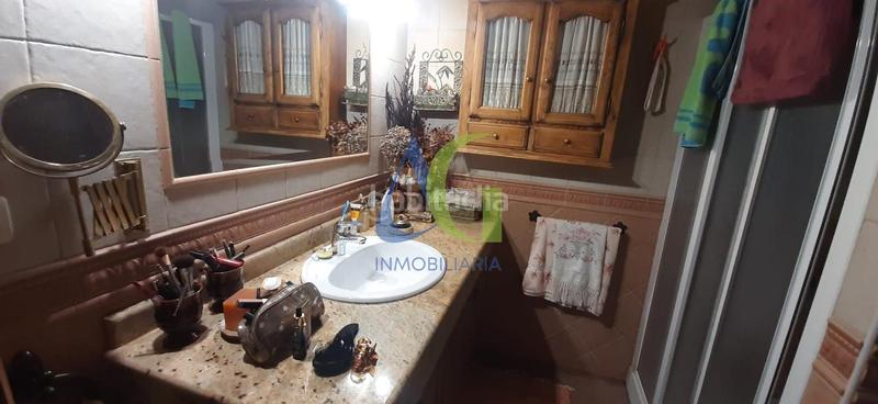 Foto 08143ca1-f62d-487c-9c70-336a9b5cd488. Chalet en Carrocera