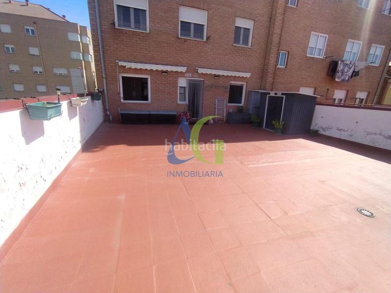 Foto 087aff7b-9040-4576-aa29-f4fc4884411c. Pis amb calefacció aparcament a Trobajo del camino