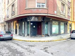 Local Comercial a Calle obispo mérida 4. Local frente a colegio san ignacio. anteriormente bar.