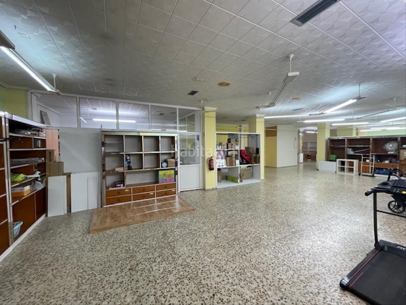 Foto 41992dfa-c85b-4a6c-a4ea-db17fc756fd3. Locale commerciale in calle antolin lopez pelaez 26 in Ponferrada