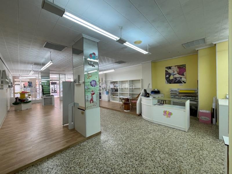 Foto b56b7bb0-e4cd-49ac-b30e-fc65a7c50af4. Locale commerciale in calle antolin lopez pelaez 26 in Ponferrada