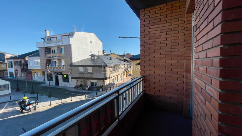 Foto 04b49a6f-a06c-44fe-8996-c387eb6ed26e. Casa a plaza la constitución 47 a Camponaraya