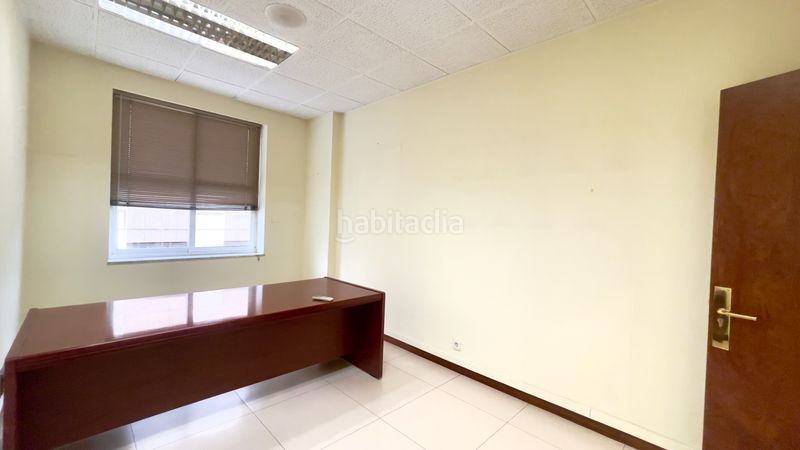 Foto 26095f5a-c060-4110-aa4e-e6c68dca56da. Office space in calle república argentina 9 in Centro Ponferrada
