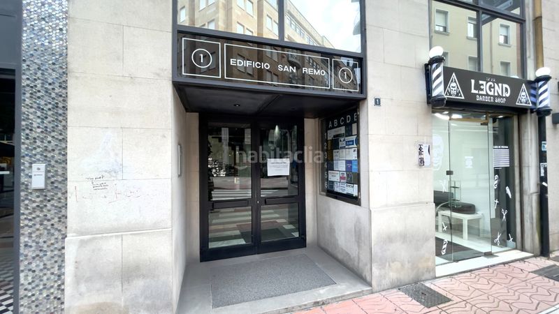 Foto 748c720b-fba0-411e-8e80-55672e28f504. Office space in calle república argentina 9 in Centro Ponferrada