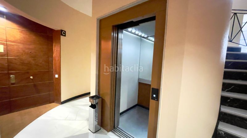 Foto 99387dcb-fdb1-42d0-93c7-8e8c2cd09c61. Office space in calle república argentina 9 in Centro Ponferrada