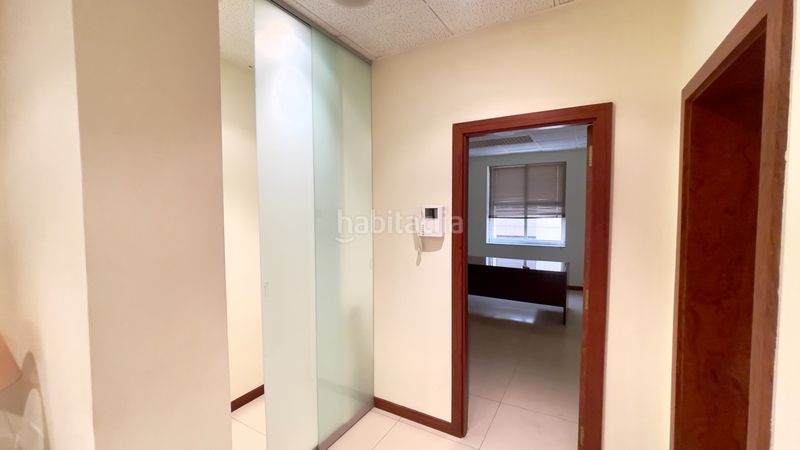 Foto e25ebb73-aa04-4df5-9792-750ba641ac50. Office space in calle república argentina 9 in Centro Ponferrada