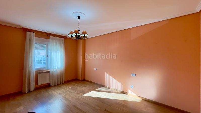 Foto 15413dfb-d025-46e3-9c80-42b046e55e7d. Appartamento in calle los ancares 4 in Cacabelos