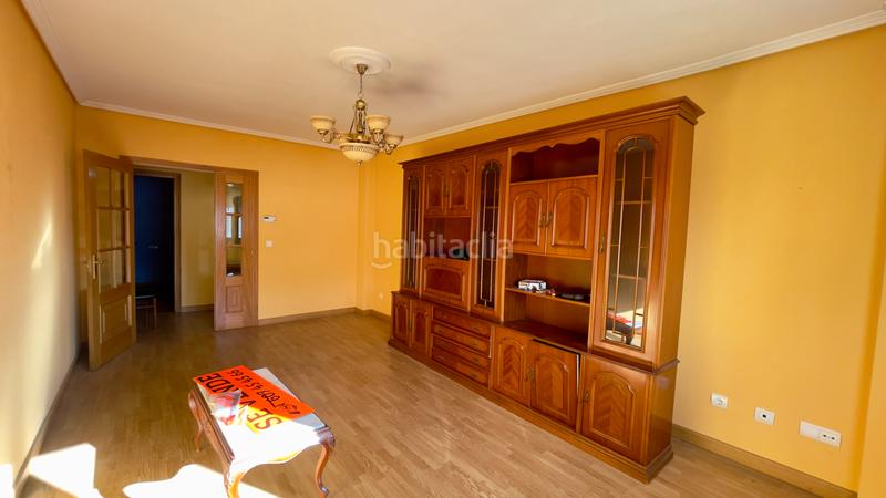 Foto c4f5c704-192a-4895-a692-a4e422fd89d6. Appartamento in calle los ancares 4 in Cacabelos