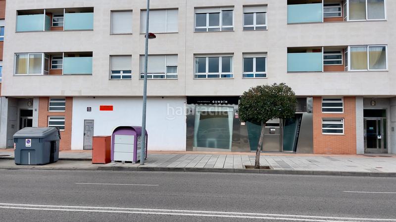 Foto 82bc70b4-be81-484e-ade5-4c5f037dde15. Locale commerciale in avenida de la lealtad 2 in Centro Ponferrada