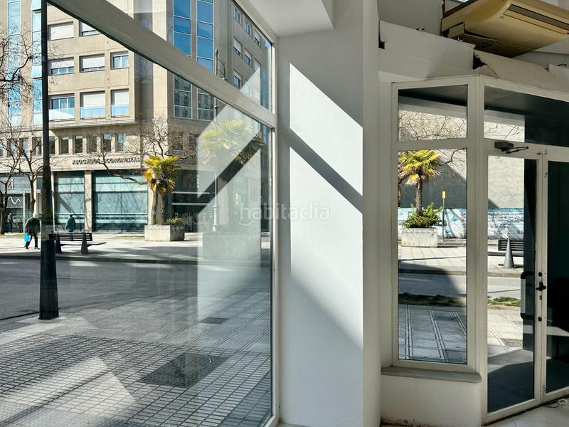 Foto 2819e70f-2cdf-411c-af7f-d5910f116318. Local commercial dans calle navaliegos 4d dans Centro Ponferrada