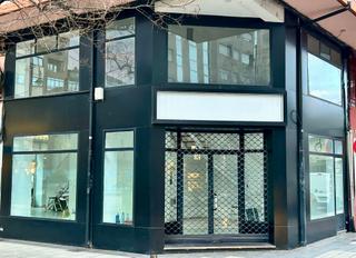 Local Comercial en Calle navaliegos 4d. Local paseo perez colino. centro ponferrada