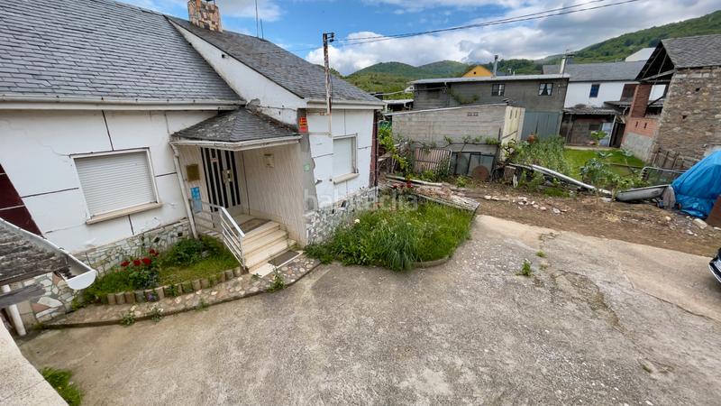 Foto 4bfec713-6050-4c86-bab8-b34cbb945d2d. Casa in calle el cristo 37a in Priaranza del Bierzo