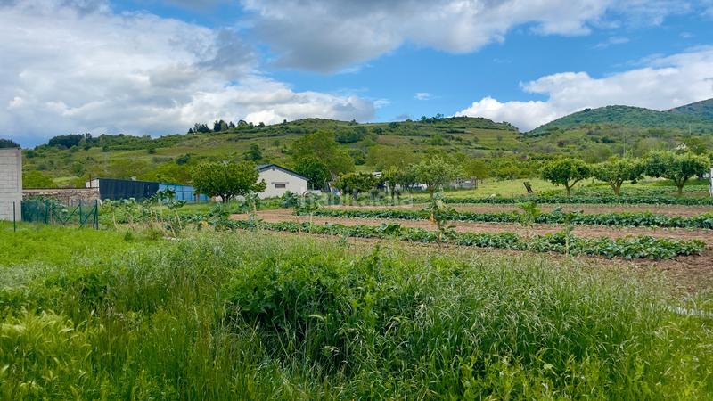 Foto a6278f2d-98b9-49aa-a6c6-4a2d45f74356. Casa in calle el cristo 37a in Priaranza del Bierzo