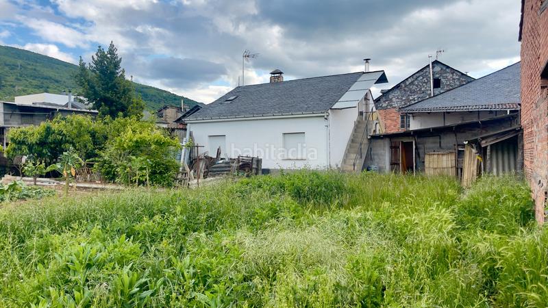 Foto d0bb7a79-59b5-41eb-8fec-9cd63fd85c3a. Casa in calle el cristo 37a in Priaranza del Bierzo