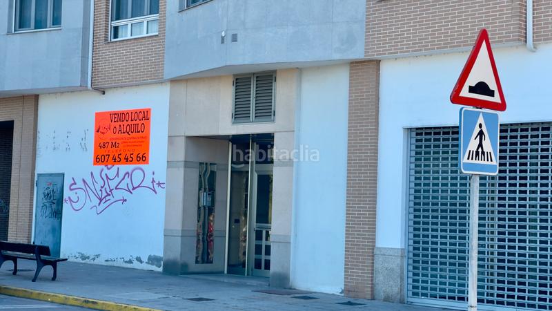 Foto e28b14a6-f2b3-4f04-9105-35d26b4966b1. Locale commerciale in avenida de américa 86 in Zona Alta Ponferrada