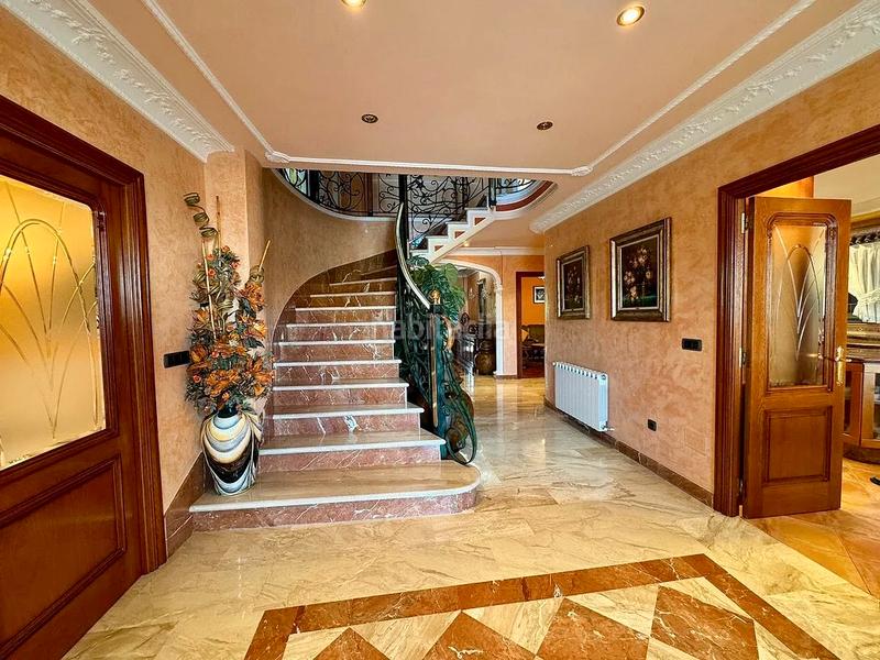 Foto 13c4e743-e93a-4695-9f7a-79fa34cbb4f7. Chalet in calle del ouro 24 in Cacabelos