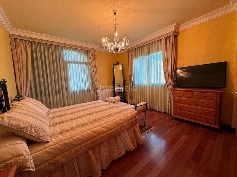 Foto 564fe628-5123-495d-a36a-2d7bf0673a3b. Chalet in calle del ouro 24 in Cacabelos