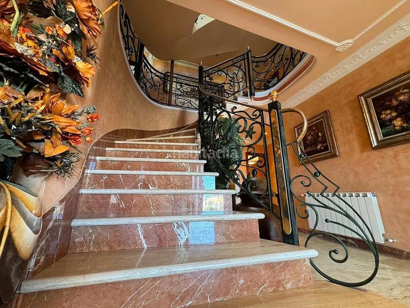 Foto 82ee6f00-8ae8-45a9-bc0c-d614b163e42c. Chalet in calle del ouro 24 in Cacabelos