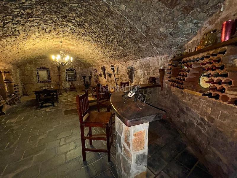 Foto b4cd46df-255b-48e9-be3f-99e30c812fce. Chalet in calle del ouro 24 in Cacabelos