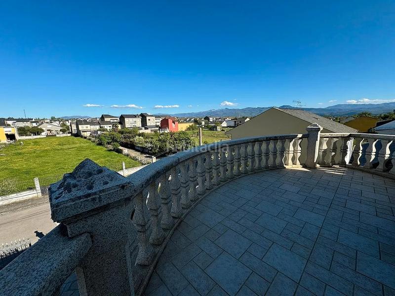 Foto b7e46843-834d-4973-ab37-8542672c862e. Chalet in calle del ouro 24 in Cacabelos