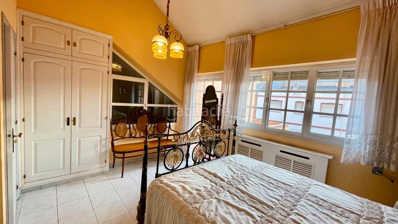 Foto 6ece3bc3-c8b7-4200-87f4-0ba8e9fb3f17. Casa adossada a calle cid 12 a Compostilla - Columbrianos Ponferrada