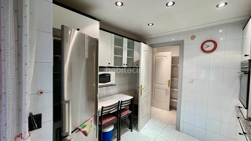 Foto b12e458b-f148-4843-a45c-9bfb1ac08469. Casa adossada a calle cid 12 a Compostilla - Columbrianos Ponferrada