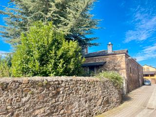Masia en Calle la fuente 27. ?? oportunidad nica: casona de piedra con bodega abovedada en e