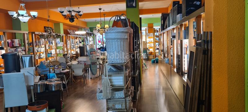 Foto 26616333-af5f-47f2-a69c-64d3f8a3e2f9. Local comercial a avenida de la puebla 20 a Centro Ponferrada