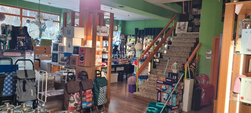 Foto 3fca9537-ae60-4a93-999b-534945d18850. Local comercial a avenida de la puebla 20 a Centro Ponferrada