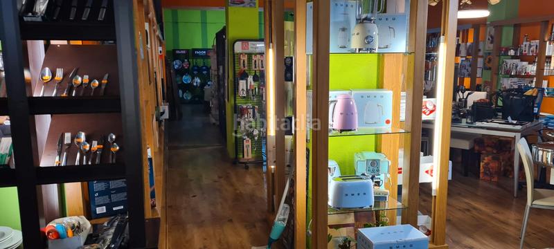 Foto 805c34e6-c059-4ae0-9db1-b801a83e928c. Local comercial a avenida de la puebla 20 a Centro Ponferrada