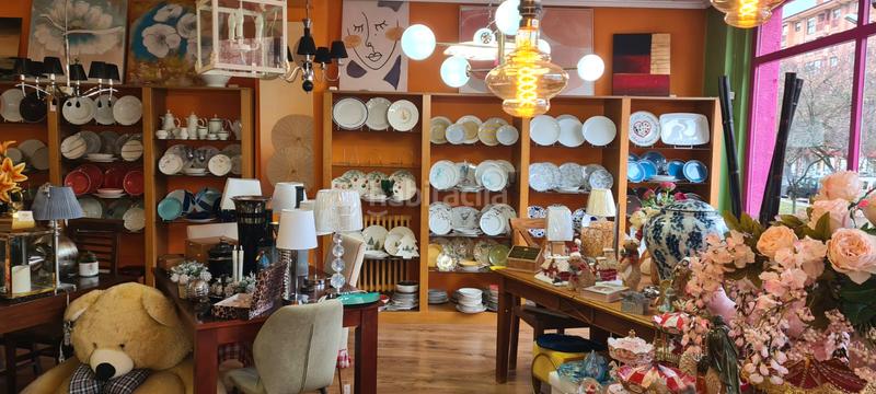 Foto cc90f80e-e351-463e-aa93-6844f72cbe47. Local comercial a avenida de la puebla 20 a Centro Ponferrada