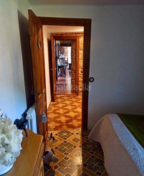 Foto a6820692-3270-4ace-b25d-7984c0bc4f1c. Masia a calle carretera 19 a Arganza